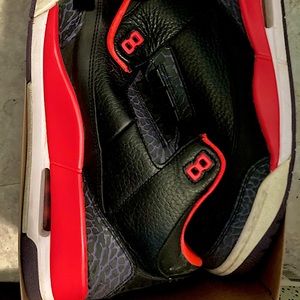 Jordan 3 “crimsons”.  Size 10.  7.5/10